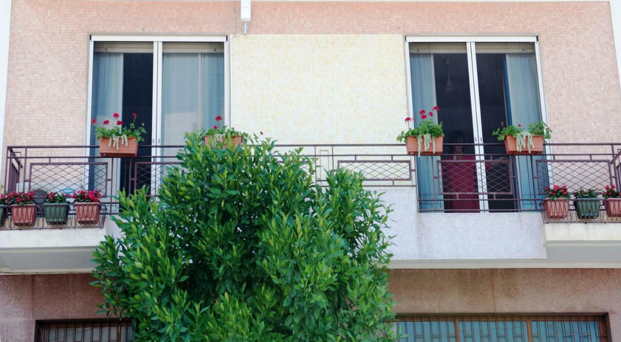Emiolia Apartment Milazzo Exterior foto